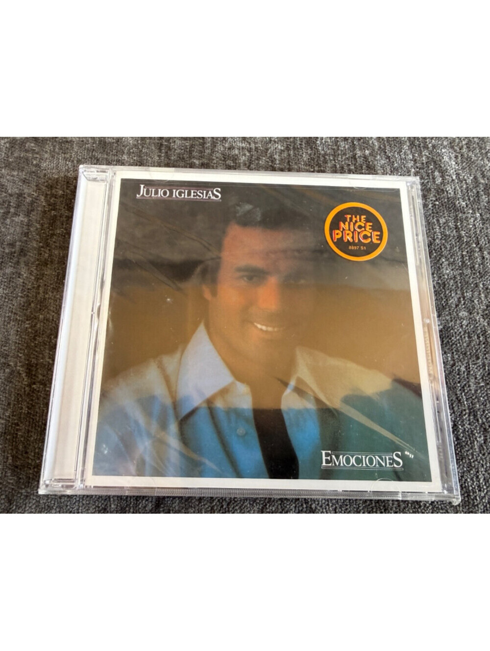 Julio Iglesias Emociones CD 1978 CBS Discos International CD-83703 NEW